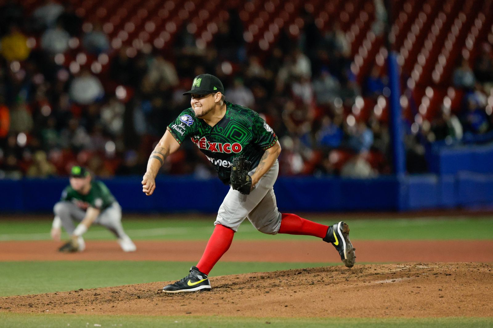 Luis Fernando Miranda jugando en Charros