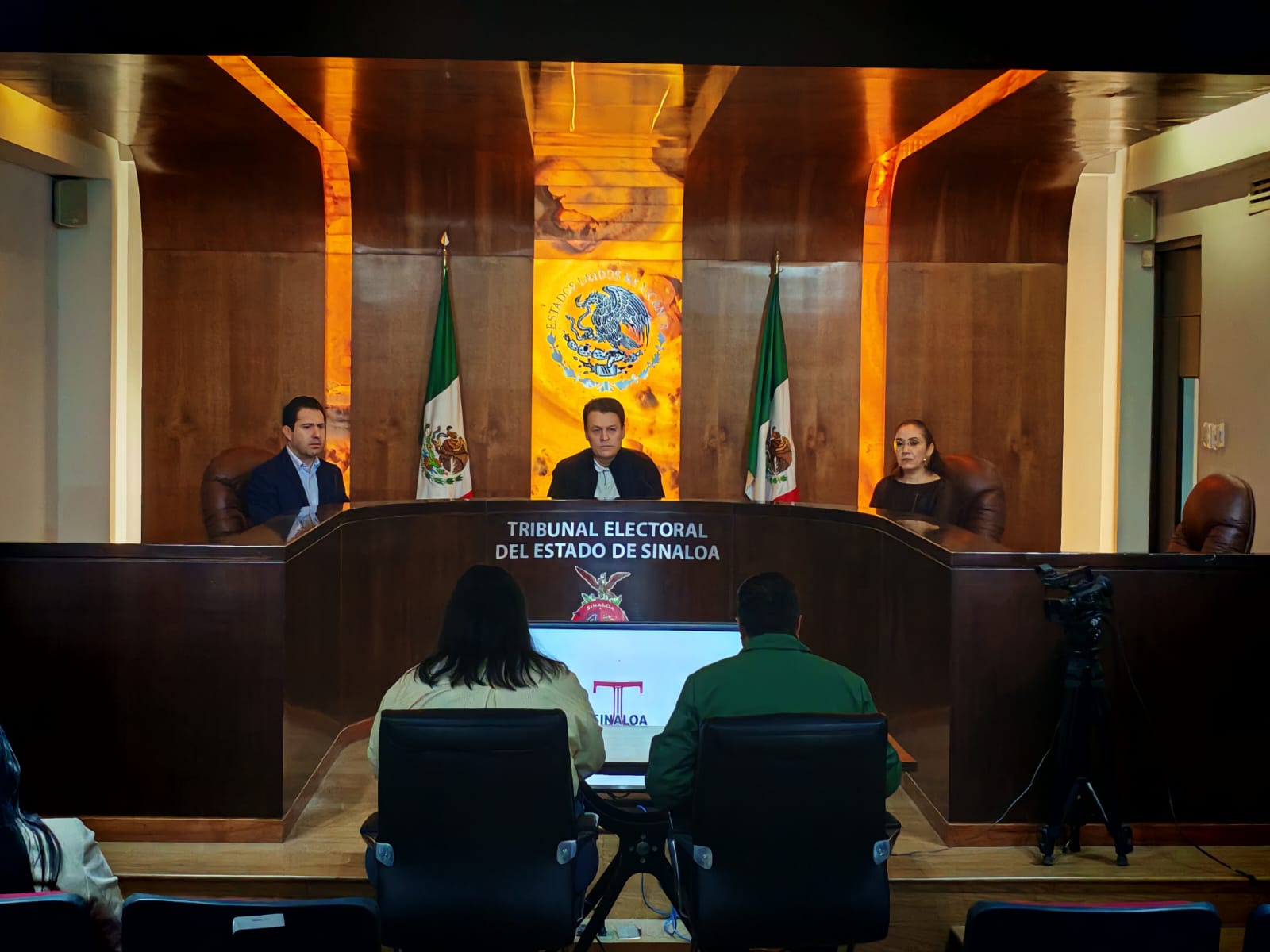 Ordenan a Ayuntamiento de Guasave a pagar adeudo
