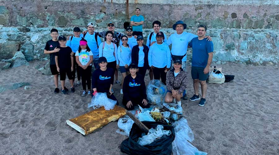 Recolectan cerca de 35 kilos de restos de pirotecnia en Mazatlán