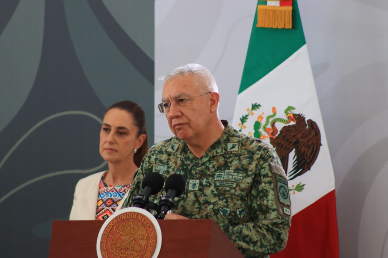 Ricardo Trevilla Trejo. secretario de la Secretaría de la Defensa Nacional (Defensa).