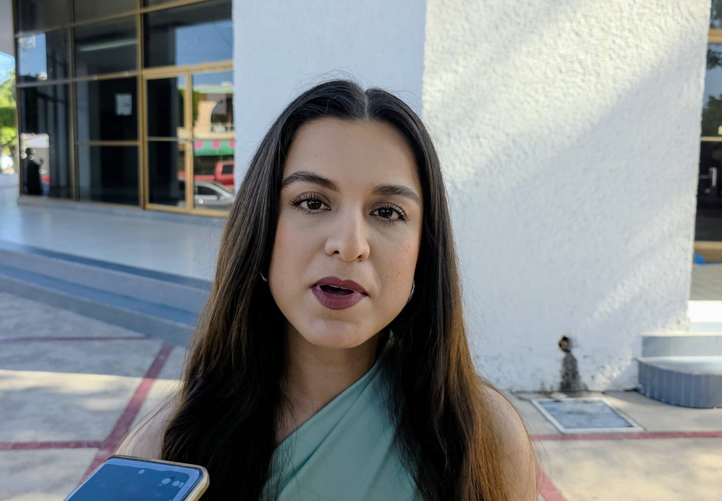 Directora del Sistema DIF municipal, Rosalinda Cruz Huitrón