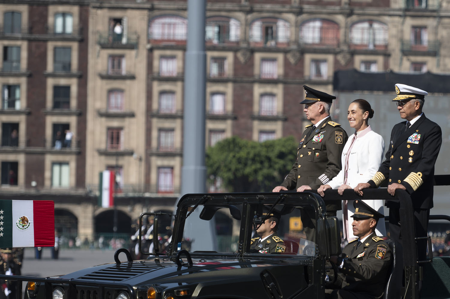 Claudia Sheinbaum encabeza ceremonia por el 113 aniversario de la Marcha de la Lealtad