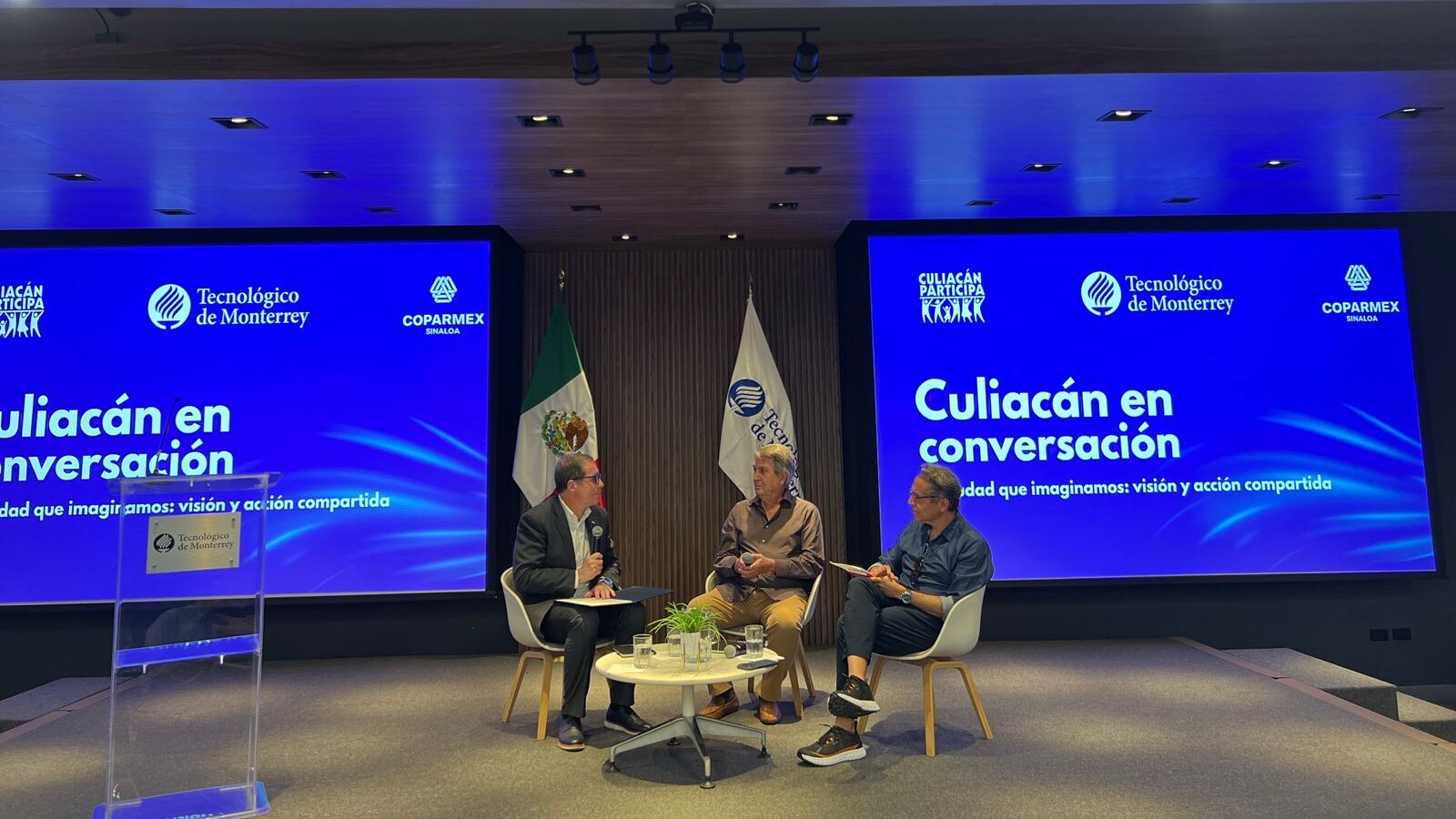 Tecnológico de Monterrey realiza conversatorio en Culiacán
