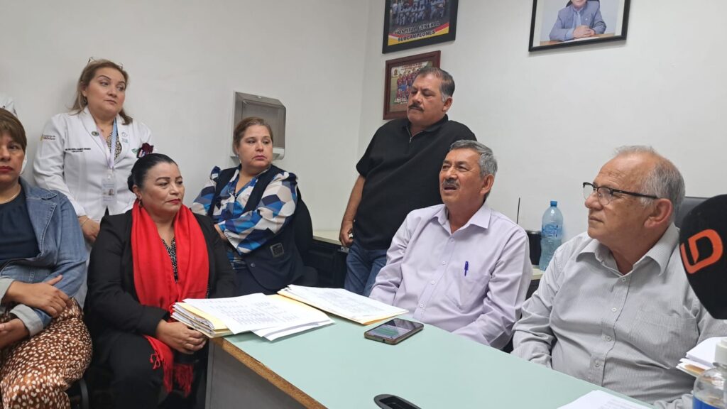 Despojo de descansos y descuentos injustificados denuncian trabajadores transferidos a IMSS-Bienestar