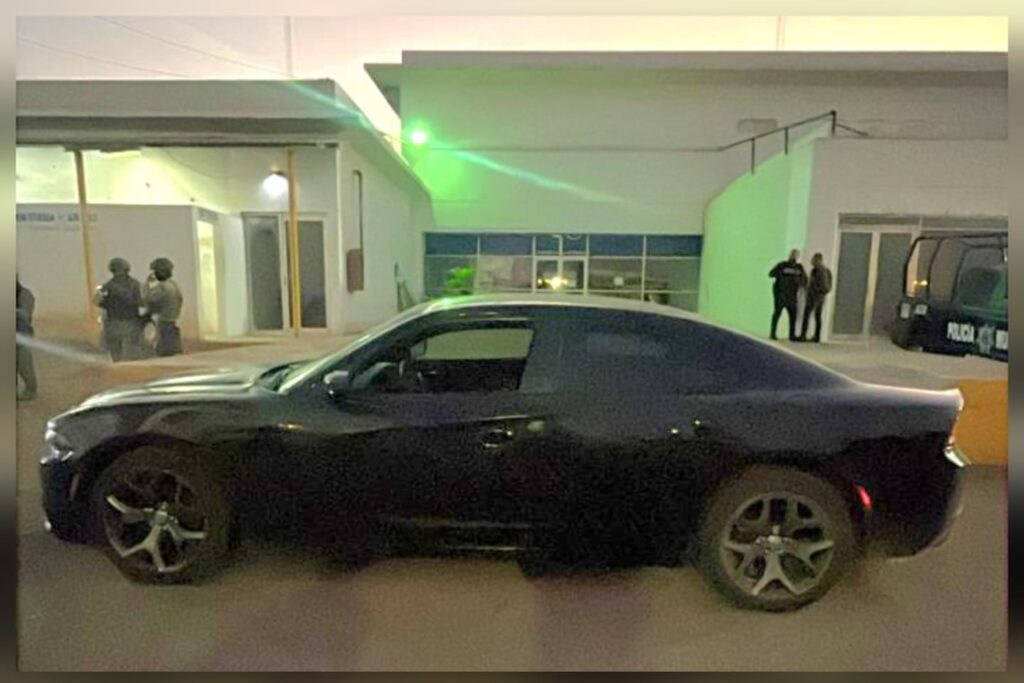 Vehículo asegurado en la detención.