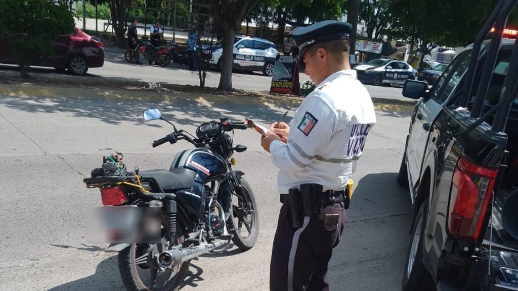 Aseguran motocicletas en Culiacán
