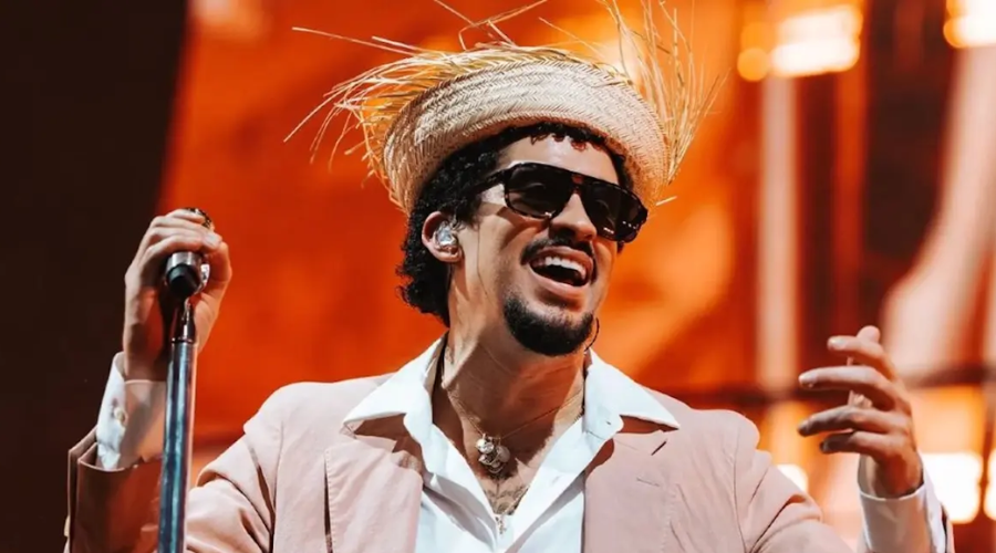 Bad Bunny se presenta en el medio tiempo del super bowl 2026