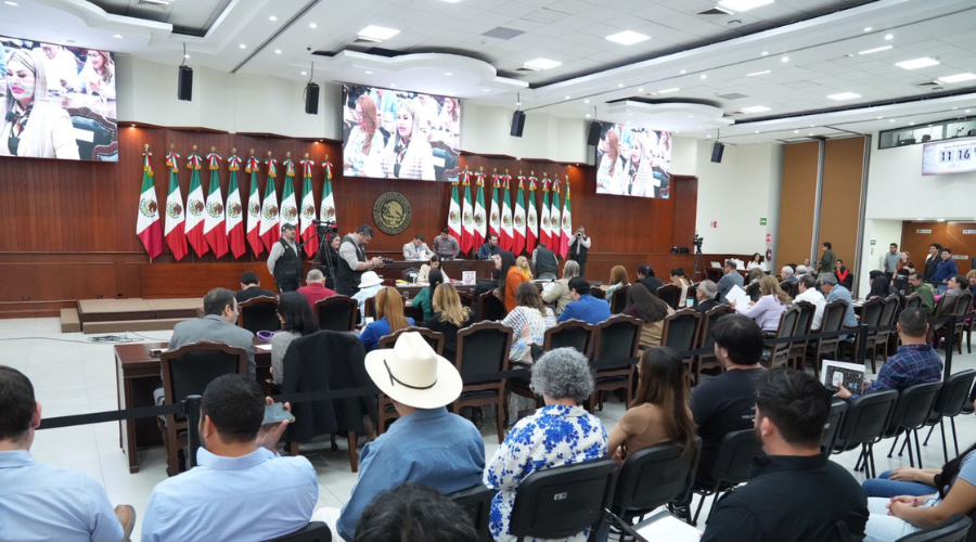 Pleno del poder Legislativo del Estado de Sinaloa