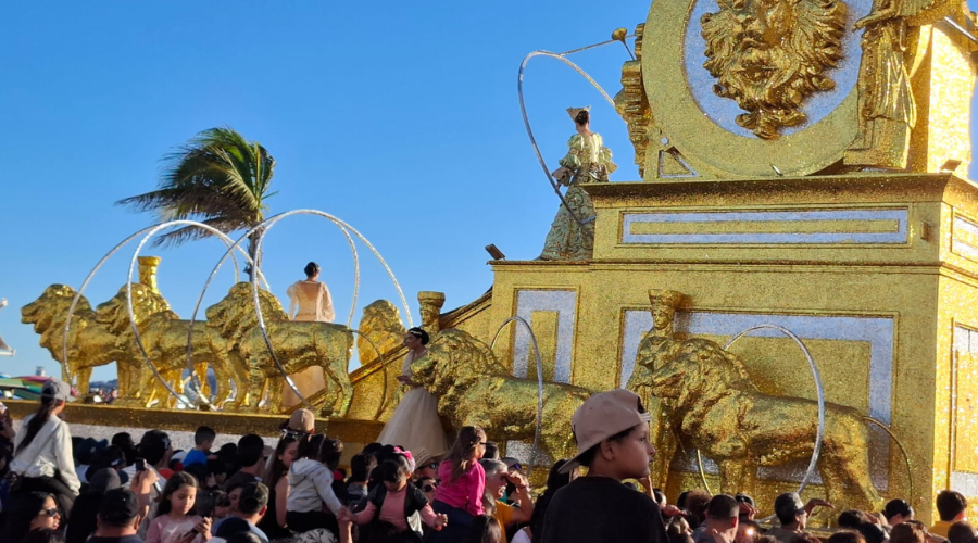 Segundo desfile de carrozas reales del Carnaval Internacional de Mazatlán 2026