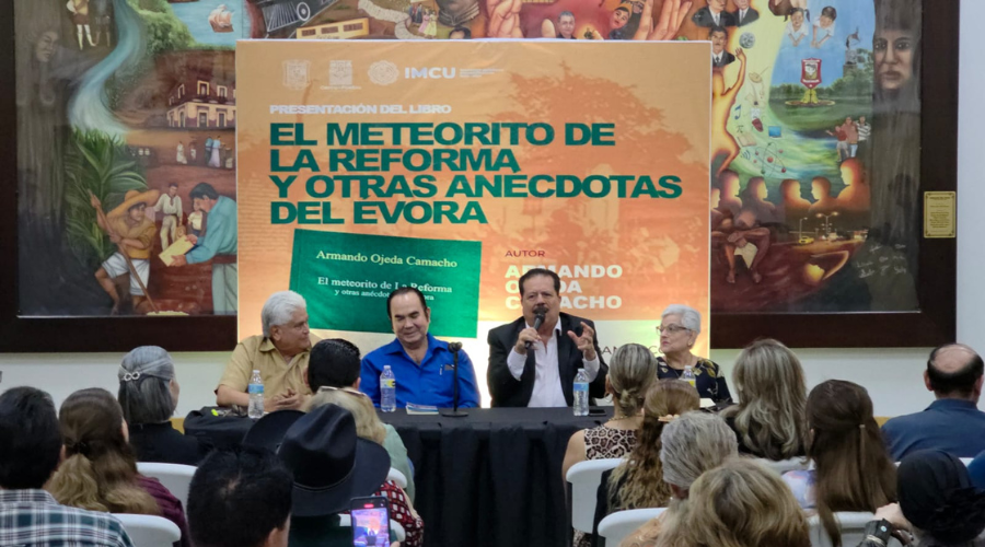 Presentación del libro El meteorito de La Reforma y otras anécdotas del Évora de Armando Ojeda