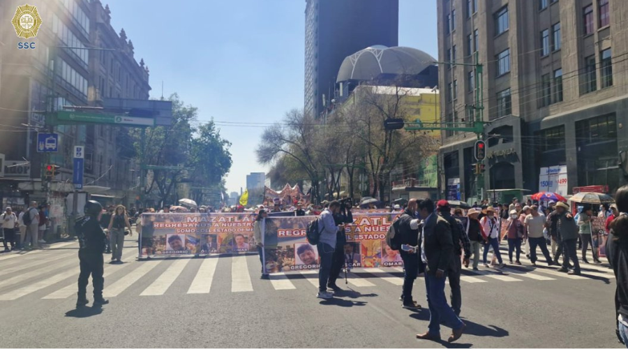 Manifestación por la localización de cuatro jóvenes que desaparecieron en Mazatlán
