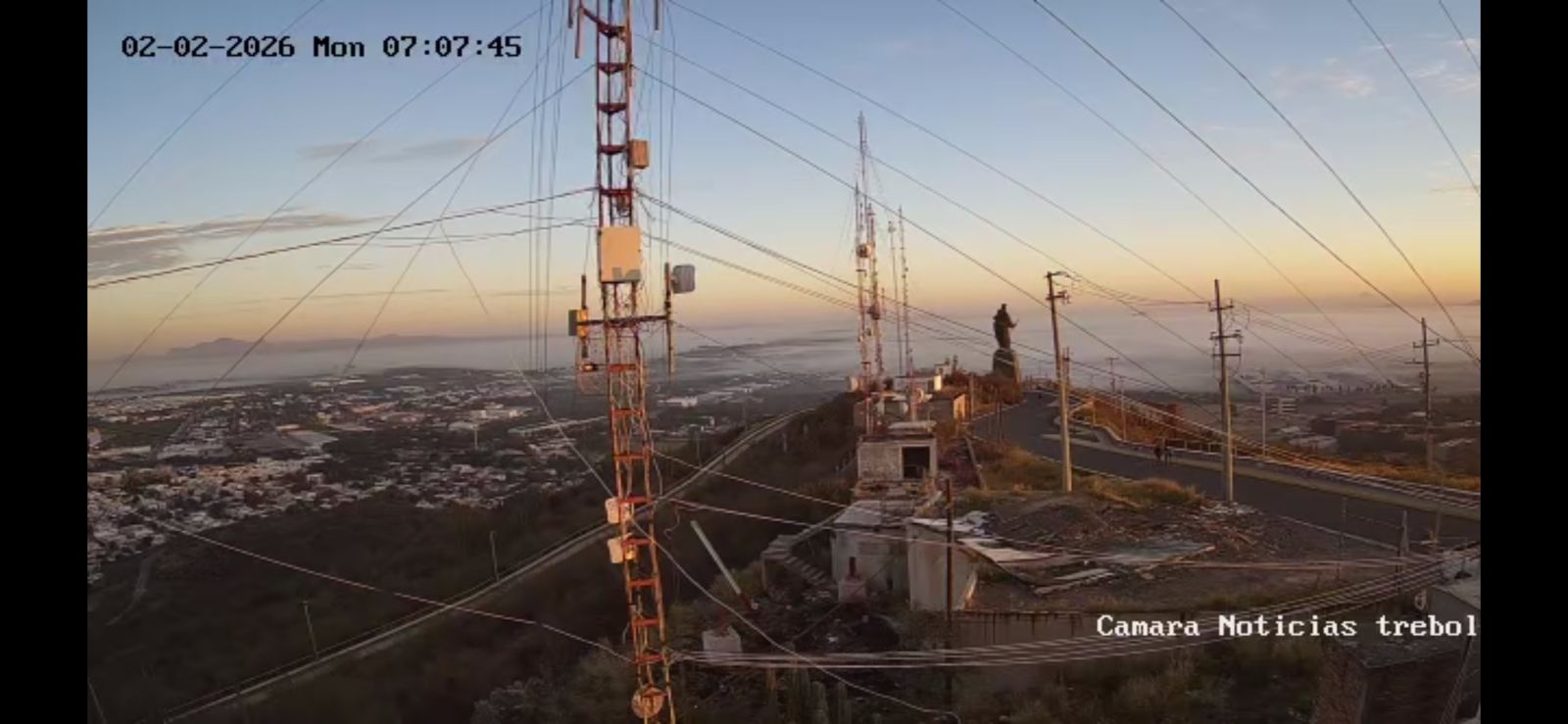Imagen panorámica de la ciudad de Los Mochis, Sinaloa, con bancos de niebla