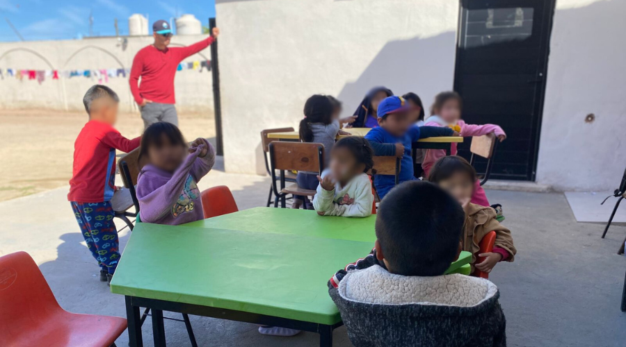 Niños hijos de jornaleros agrícolas