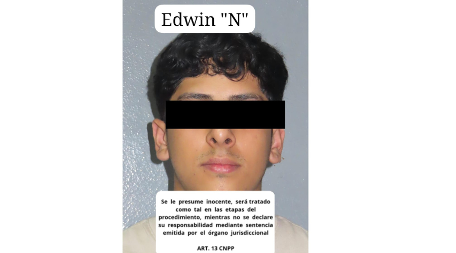 Joven detenido por policías municipales