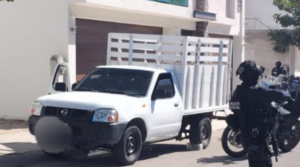 Autoridades asegura vehículo localizados