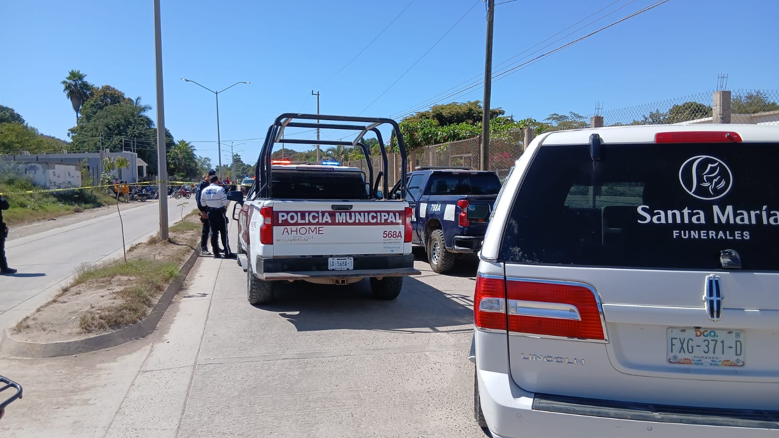 Choque de motos deja a un joven sin vida y a una mujer lesionada