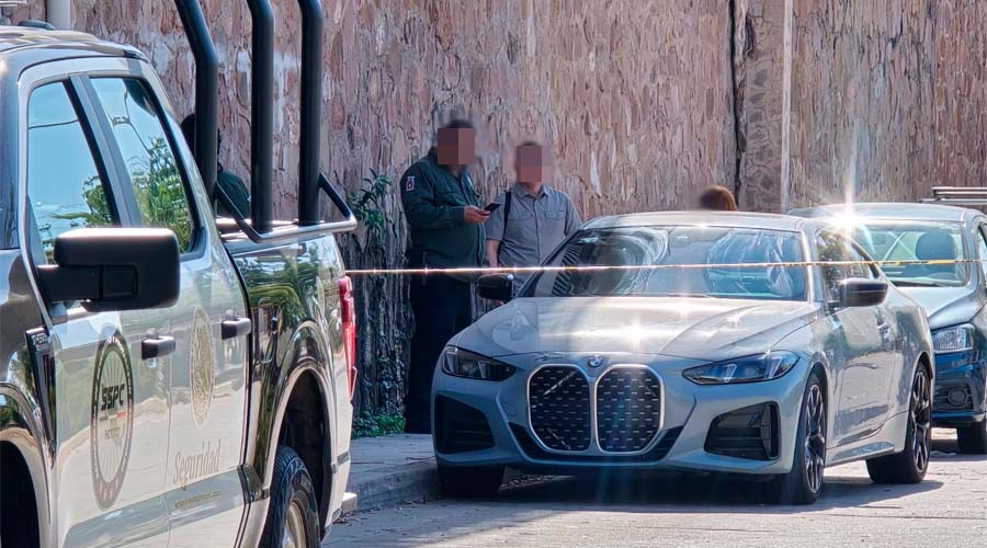 Agentes investigadores de la FGE en Culiacán, tras privación de la libertad de empresario Gasolinero