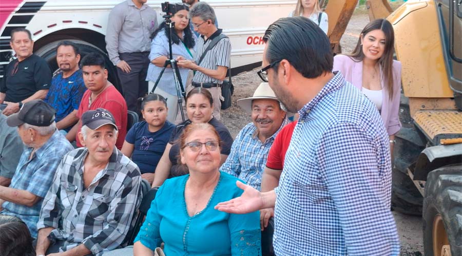 Alcalde de Culiacán, Juan de Dios Gámez visita colonias de Culiacán