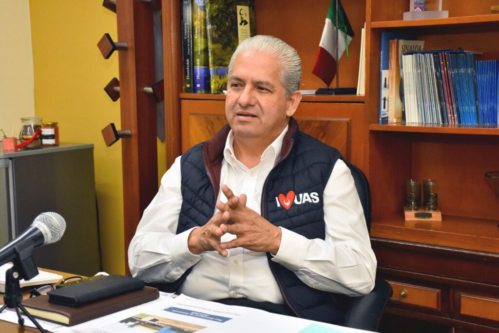 Director de Servicios Escolares de la UAS