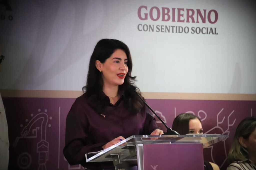 Ana Francis Chiquete, titular de Semujeres Sinaloa