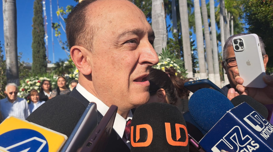 Antonio Menéndez habla con Línea Directa y medios de comunicación de Sinaloa