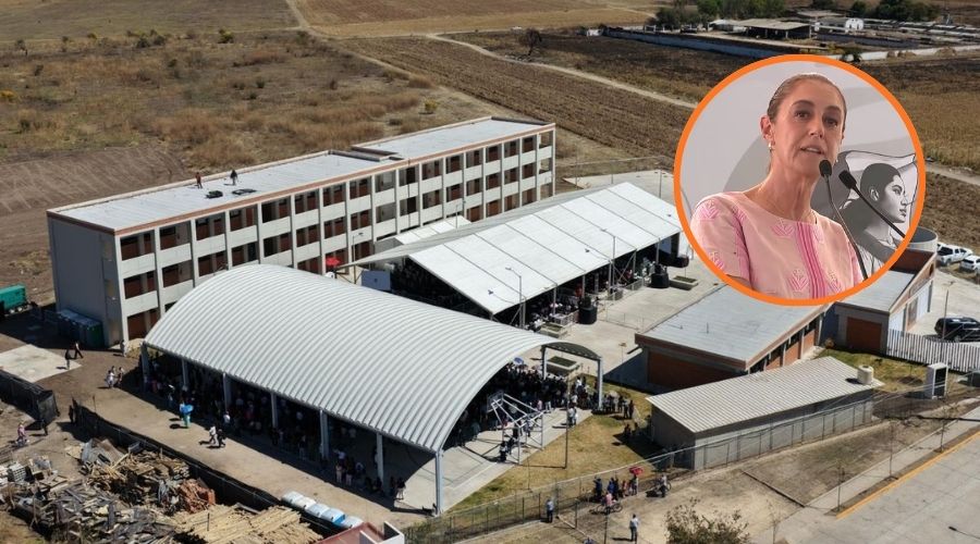 escuela y en círculo la presidenta de México, Claudia Sheinbaum