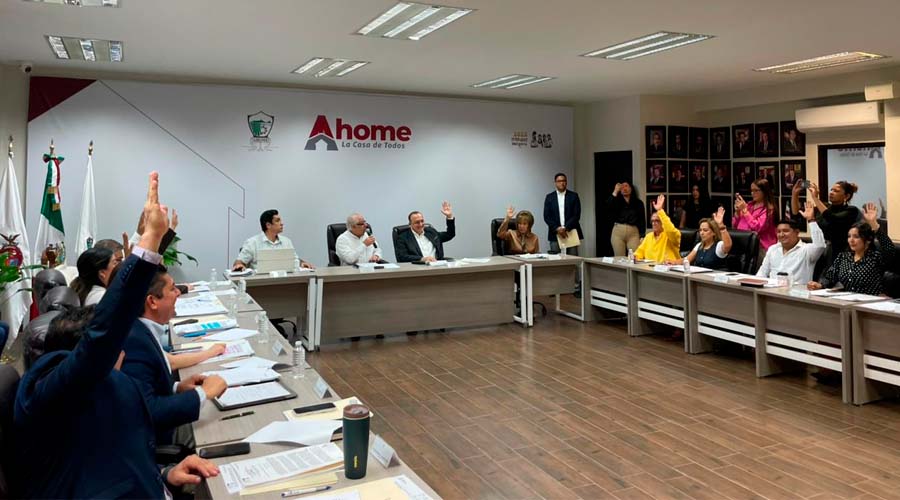 Sesión de cabildo del Ayuntamiento de Ahome en la que se reguló el uso y portación de machetes