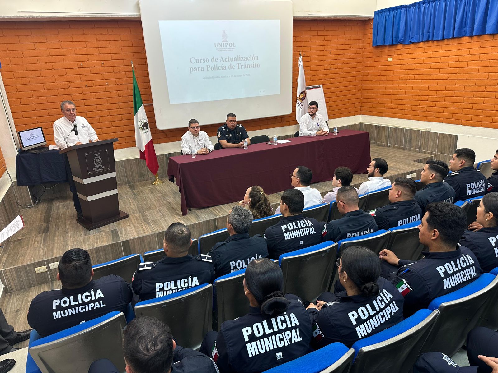 Aplicación del Curso de Actualización para Policía de Tránsito, en Culiacán, Sinaloa
