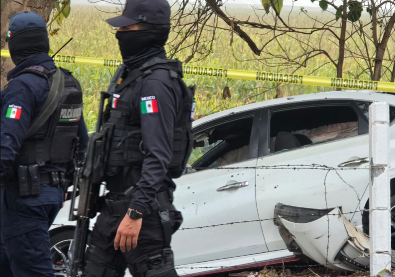 Julio y Miguel eran los dos hombres asesinados a bordo de un vehículo en La Costera, en Culiacán