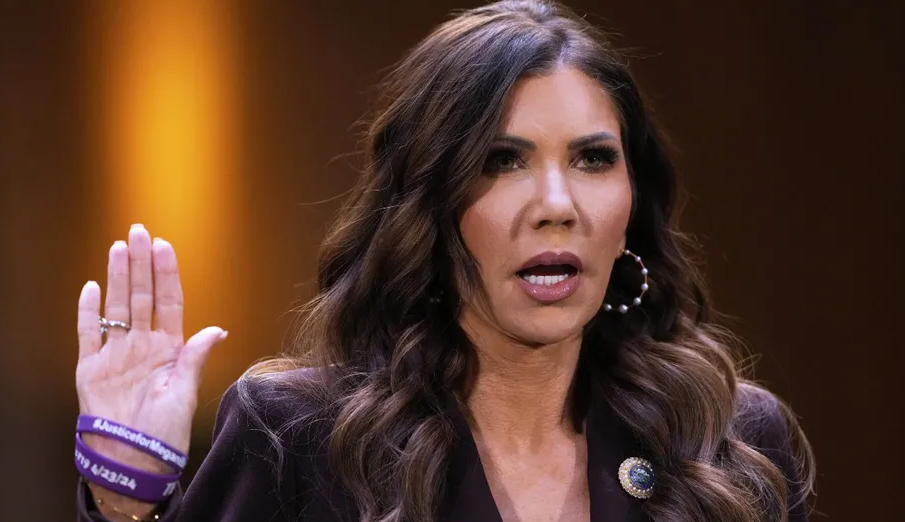 Demócratas del Senado buscan investigar a Kristi Noem por presunto perjurio