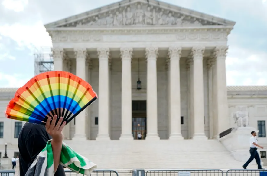 Tribunal Supremo de Estados Unidos abre la puerta a terapias de conversión en menores