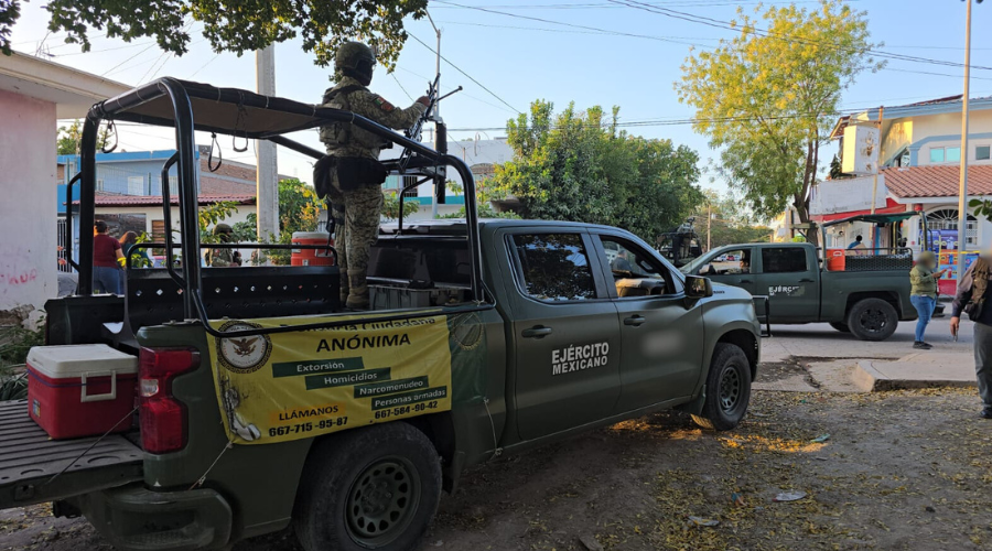 Vehículo de militares llegan tras reporte de una balacera