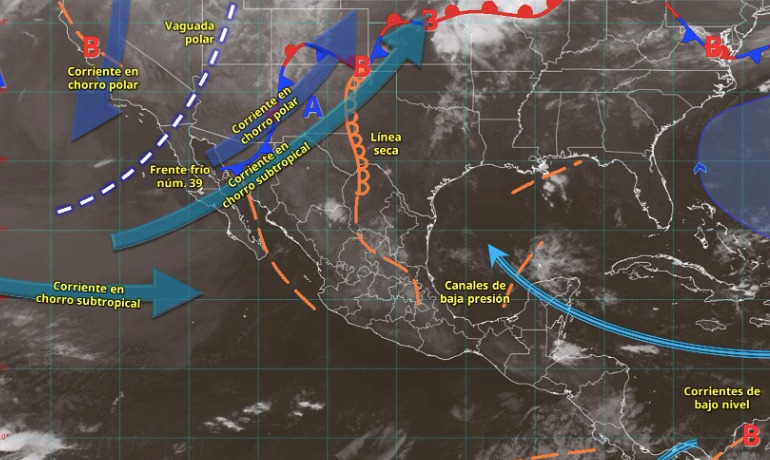 Mapa de México con nubosidad y fretes fríos