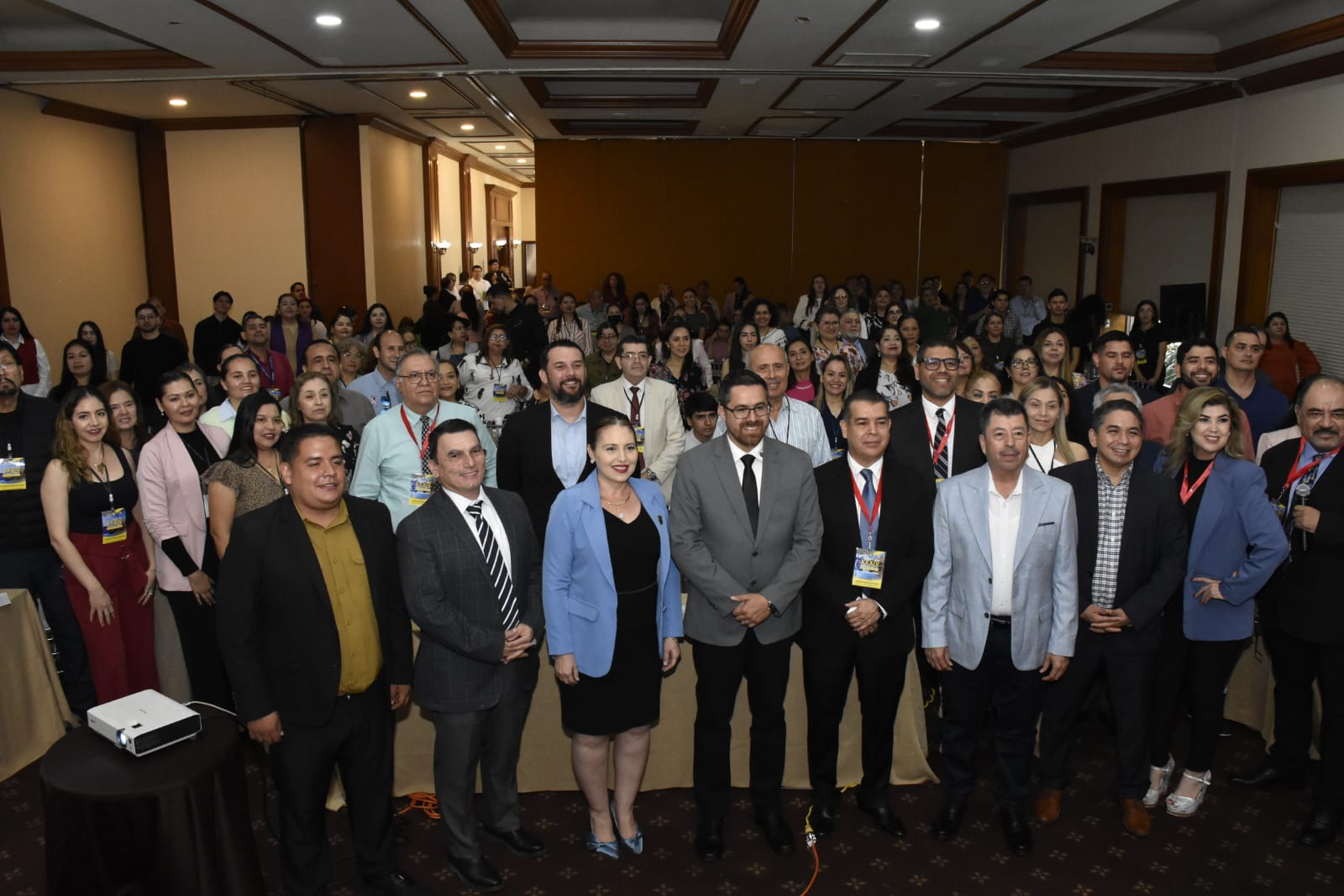 UAS y el Colegio de Médicos estrechan lazos y vinculación en el Congreso de Medicina