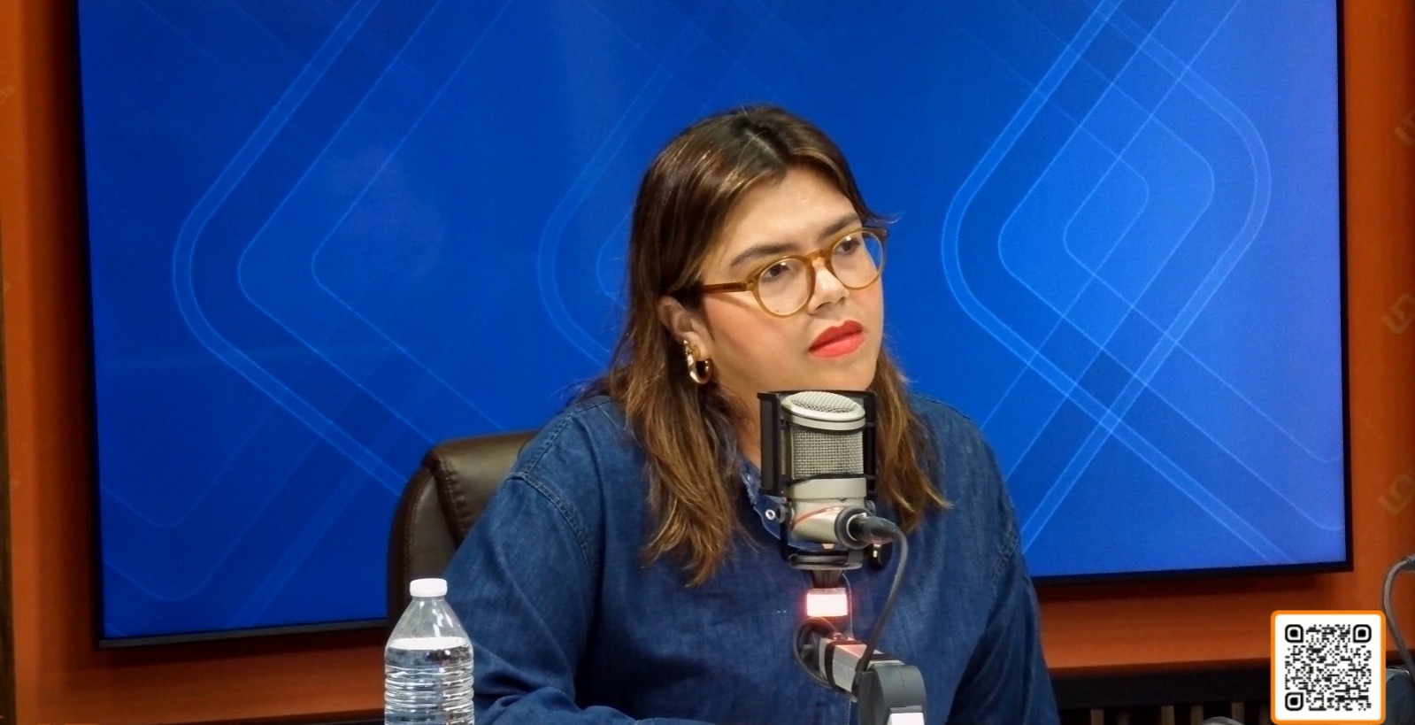 Diputada Sthefany Rea Reátiga en el noticiero de Línea Directa