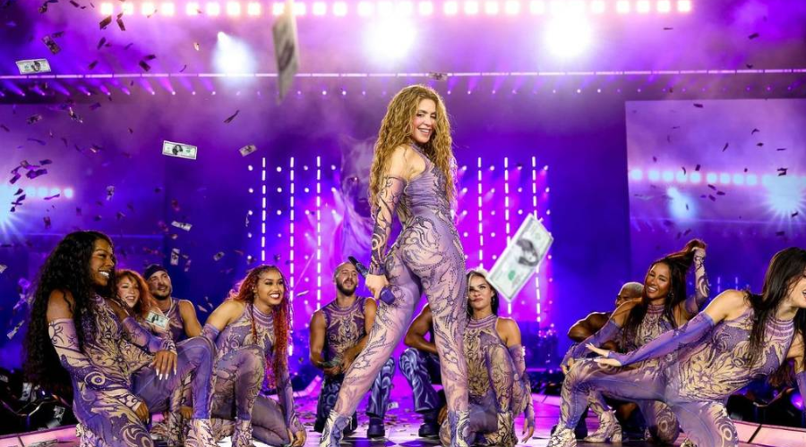 Shakira.