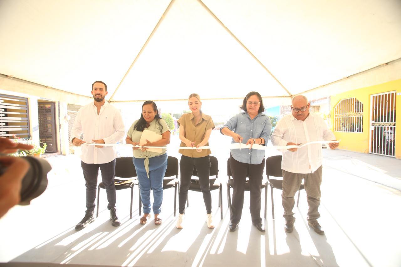 Estrella Palacios inaugura pavimentación en Mazatlán