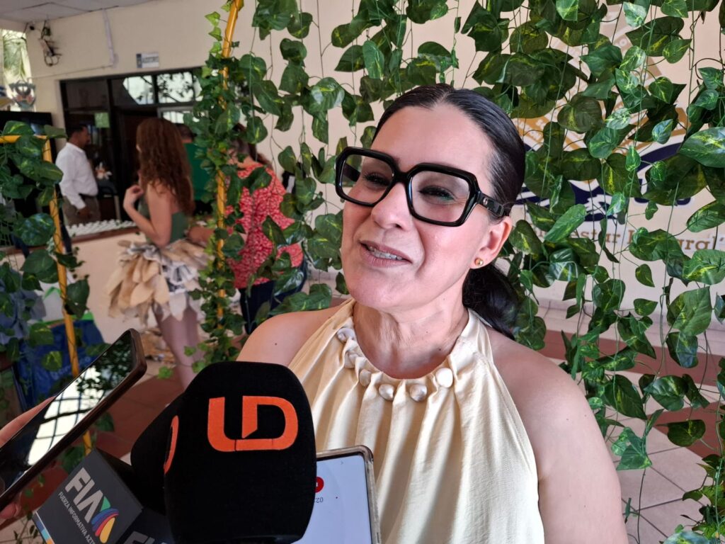 Gladis Marlene Cárdenas Gastélum, directora de educación primaria estatal
