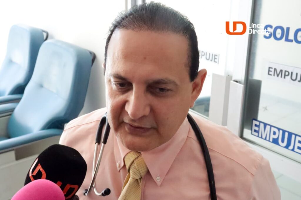 Nefrólogo Gustavo López Gastélum