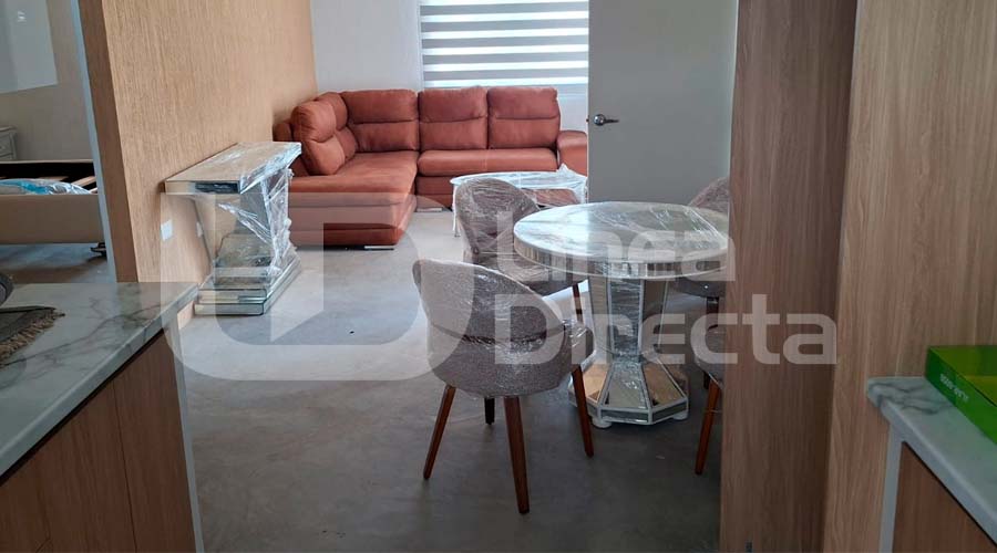 Interior de vivienda del bienestar en Guasave