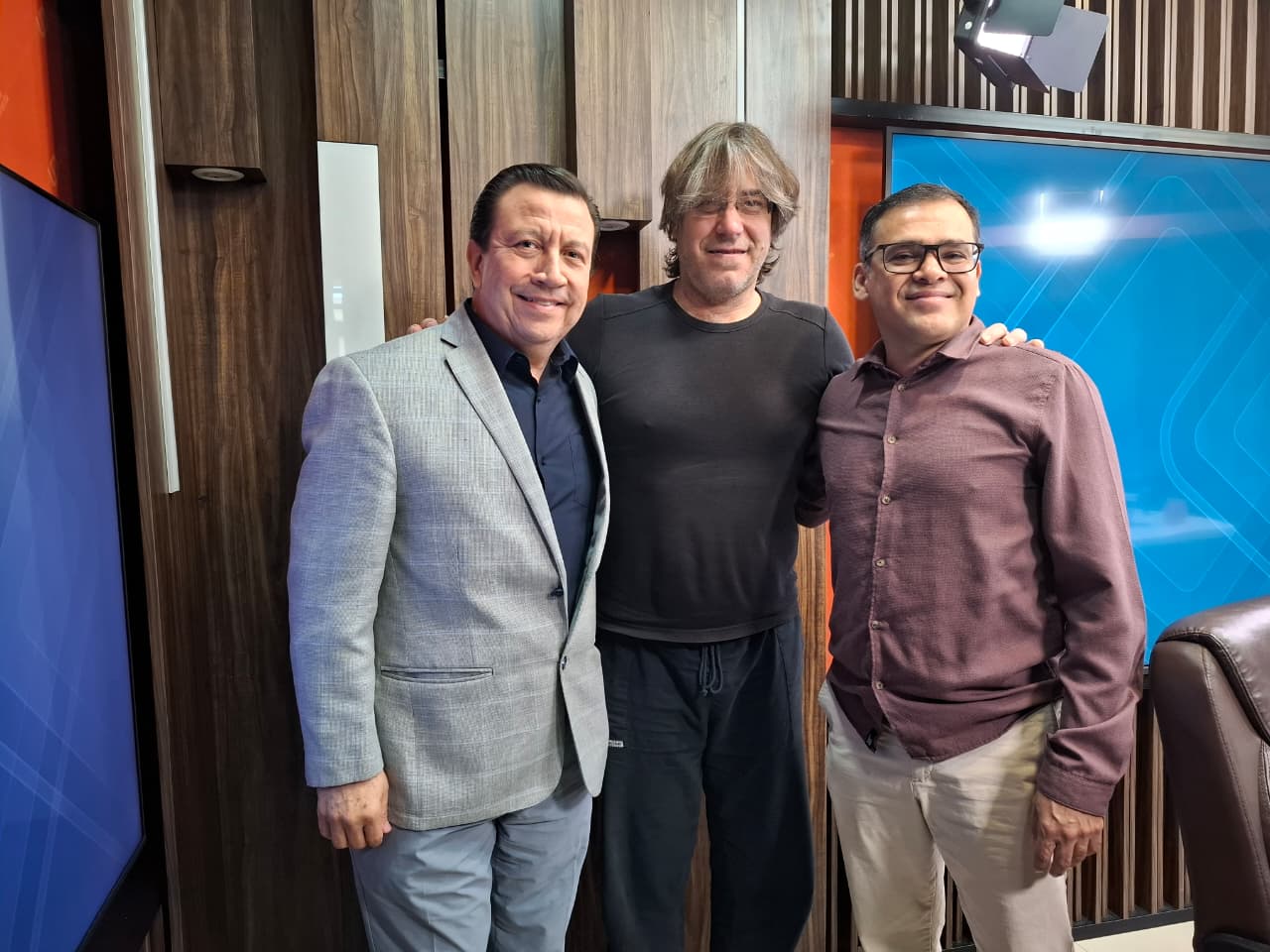 Joaquín Clerch en el estudio de Línea Directa