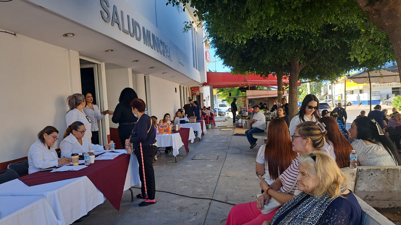 Jornada de detección de glaucoma en Los Mochis