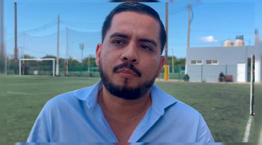 José Luis Pérez, director de primaria Justo Sierra, en Mazatlán