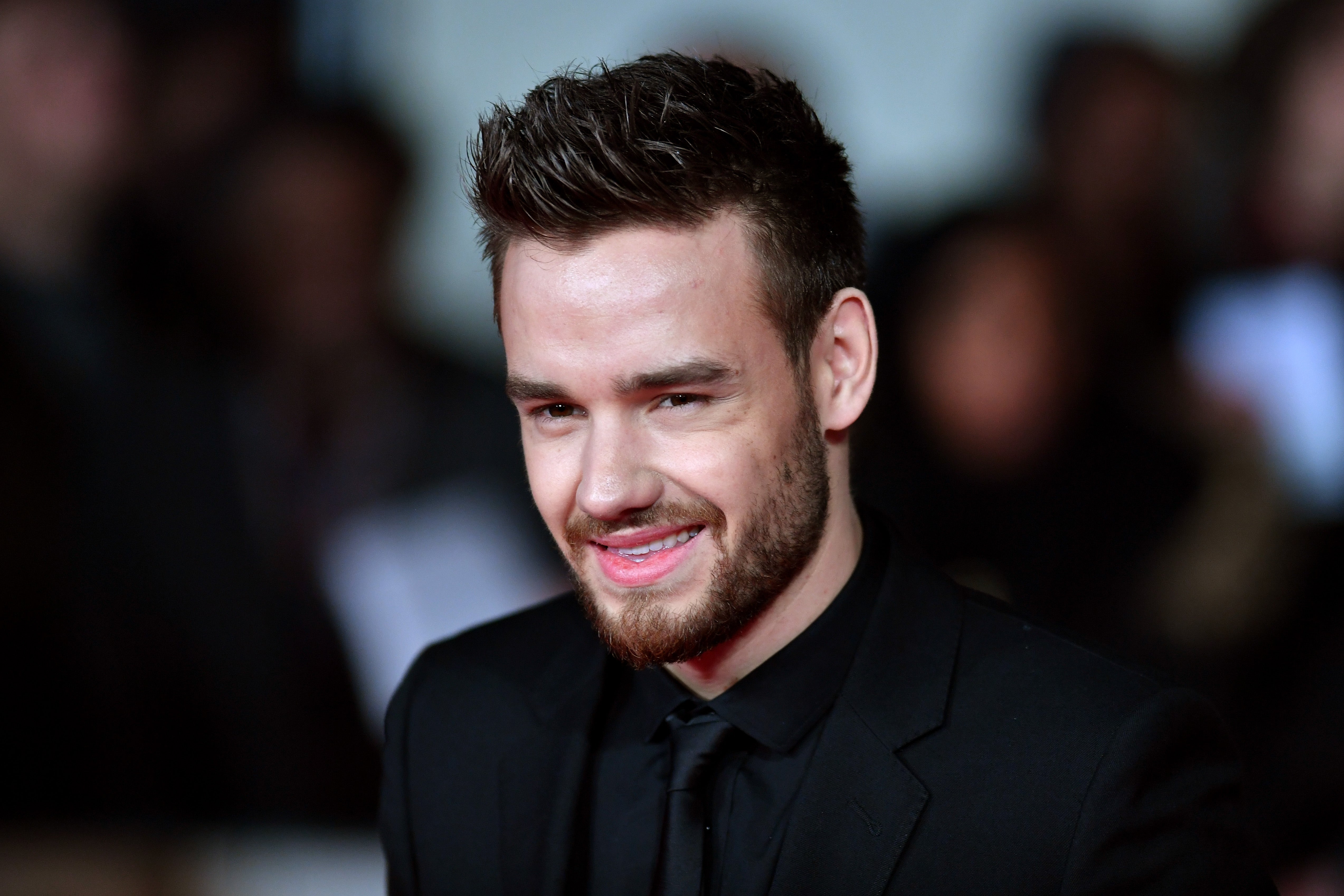 Caso Liam Payne: Jueza libera 2 jóvenes acusados de suministrar droga al cantante antes de su muerte