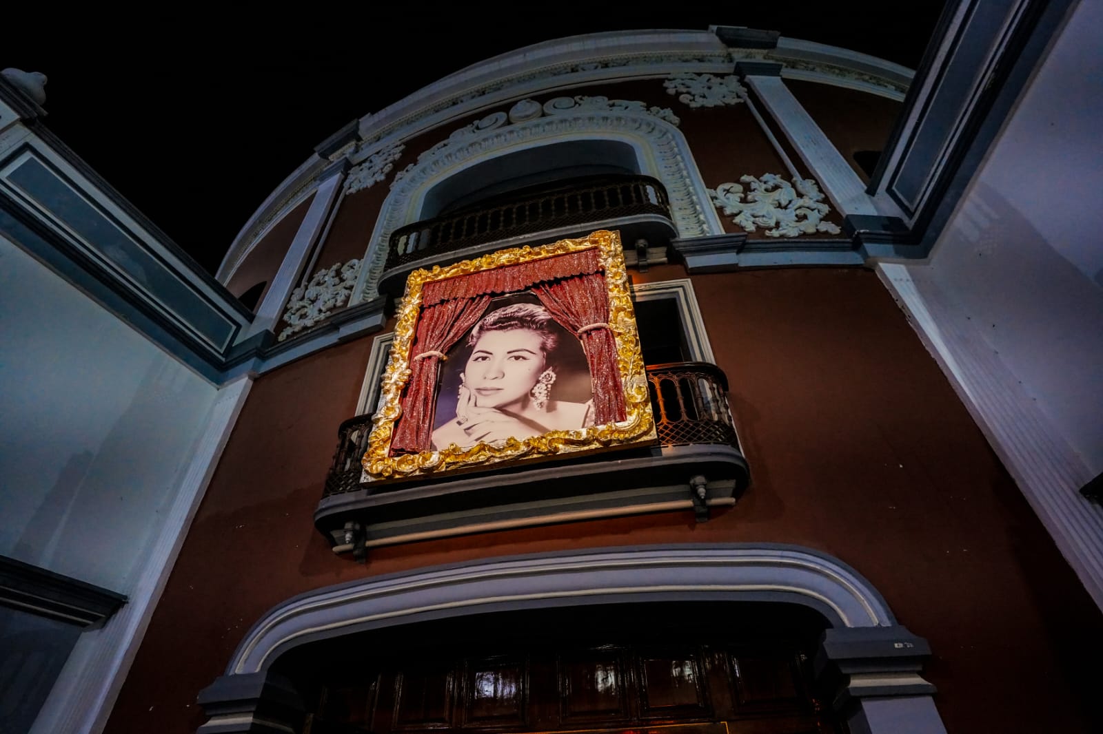Homenaje a Lola Beltrán en el teatro Ángela Peralta.