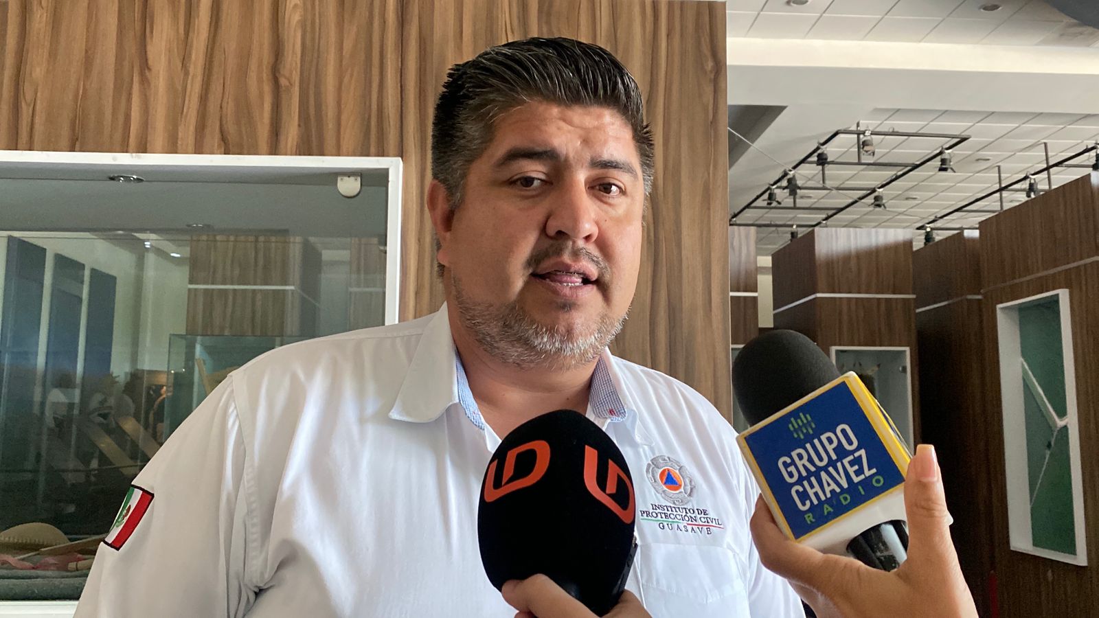 Macario Gaxiola Castro, director del Instituto de Protección Civil de Guasave en entrevista con medios