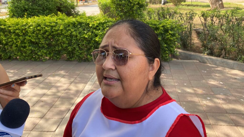 Minelida Ochoa Félix, coordinadora de socorros de la Cruz Roja Mexicana en entrevista para medios de comunicación