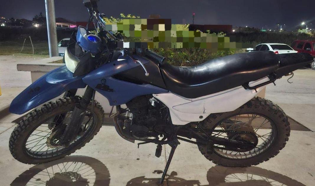 Motocicleta con reporte de robo.