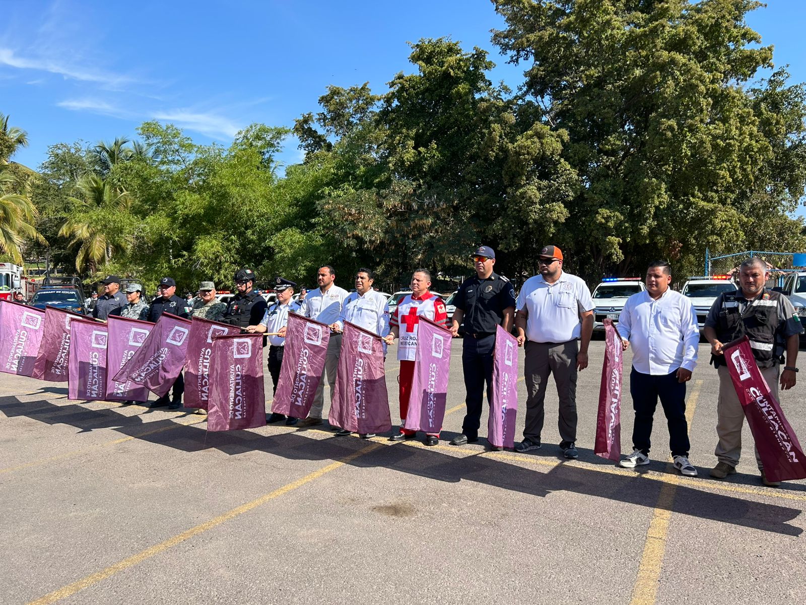 Funcionarios municipales en el evento de inicio para el operativo de Semana Santa en Culiacán