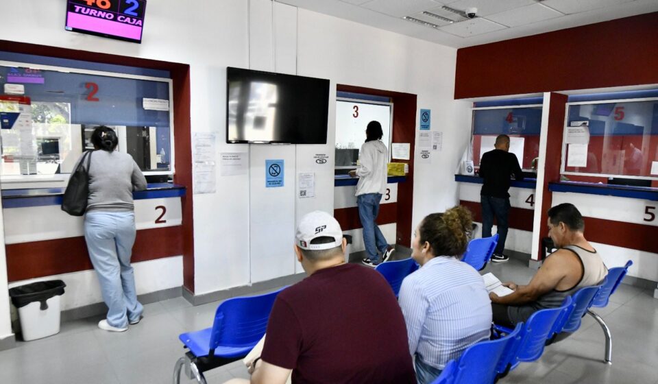 Pago del impuesto predial en ventanillas de Mazatlán